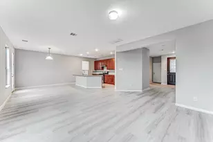 4706 Mint Trail, Houston, TX 77066 - Photo 9
