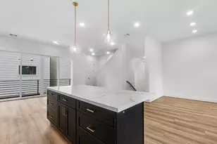 4804 Elysian St, Houston, TX 77009 - Photo 9