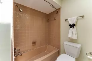 6735 Gentle Bend Dr, Houston, TX 77069 - Photo 31