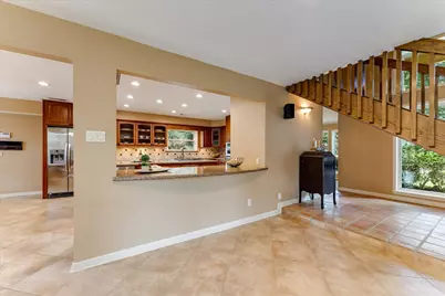 6735 Gentle Bend Drive, Houston, TX 77069 - Photo 9