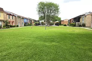 1076 Willow Oaks Cir, Pasadena, TX 77506 - Photo 31