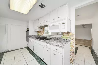 3827 Addicks Clodine Road, Houston, TX 77082 - Photo 9