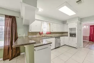 8343 Waynemer Way, Houston, TX 77040 - Photo 9