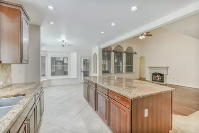 6418 Oakmont Creek Drive, Spring, TX 77379 - Photo 9