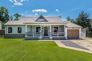 531 W 33rd St, Houston, TX 77018 - Photo 1