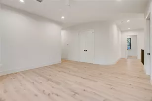 8935 Pado St, Houston, TX 77055 - Photo 33