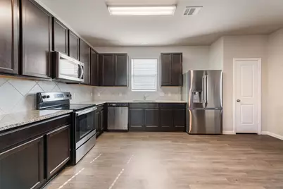 996 Crossing Drive, Bryan, TX 77803 - Photo 5