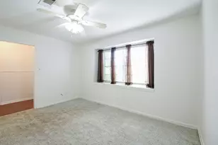 129 Cannon St, Clute, TX 77531 - Photo 7