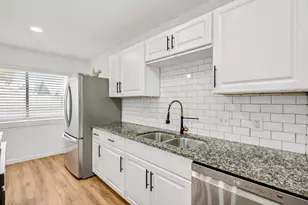 3238 Knotty Oaks Trail, Houston, TX 77045 - Photo 7