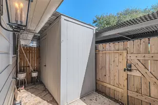 10010 Knoboak Dr, Houston, TX 77080 - Photo 23