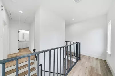 6511 Narcissus Street #B, Houston, TX 77087 - Photo 17