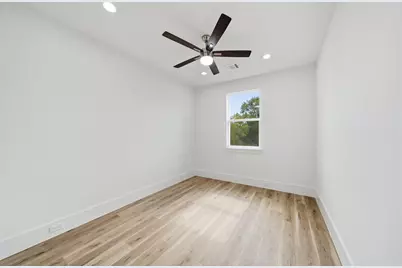 6511 Narcissus Street #B, Houston, TX 77087 - Photo 23