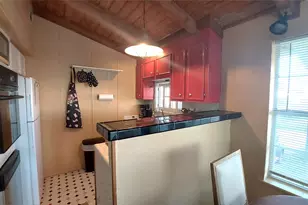 123 Sandpiper Ave, Surfside Beach, TX 77541 - Photo 5