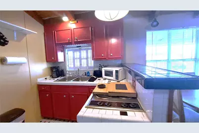 123 Sandpiper Avenue, Surfside Beach, TX 77541 - Photo 7