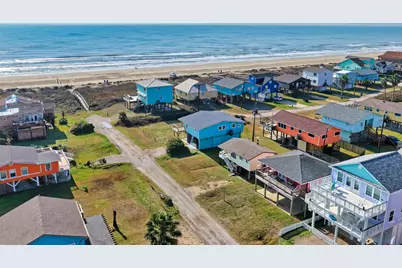 123 Sandpiper Avenue, Surfside Beach, TX 77541 - Photo 23