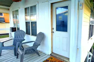 123 Sandpiper Ave, Surfside Beach, TX 77541 - Photo 3