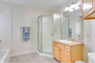 605 6 Street #D, Kemah, TX 77565 - Photo 11