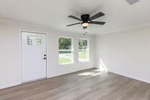 5260 Landry Ln, Beaumont, TX 77708 - Photo 11