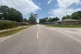 5817 Langley Rd, Houston, TX 77016 - Photo 21