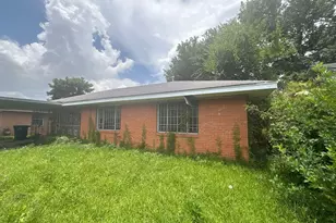 5817 Langley Rd, Houston, TX 77016 - Photo 3