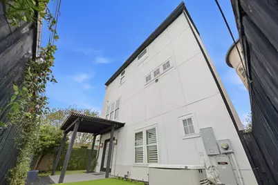 10933 Upland Park, Houston, TX 77043 - Photo 45