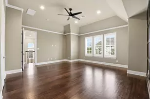 10933 Upland Park, Houston, TX 77043 - Photo 35