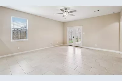 1819 Opal Peach Drive, Rosharon, TX 77583 - Photo 5