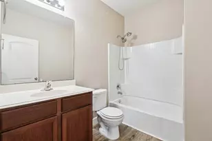 1819 Opal Peach Dr, Rosharon, TX 77583 - Photo 13