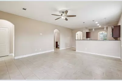 1819 Opal Peach Drive, Rosharon, TX 77583 - Photo 7