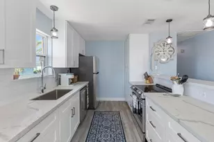 16715 Montego Way, Jamaica Beach, TX 77554 - Photo 33