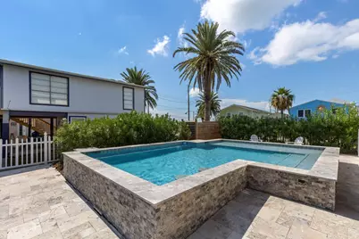 16715 Montego Way, Jamaica Beach, TX 77554 - Photo 15