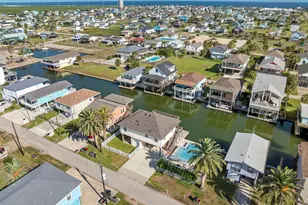 16715 Montego Way, Jamaica Beach, TX 77554 - Photo 47