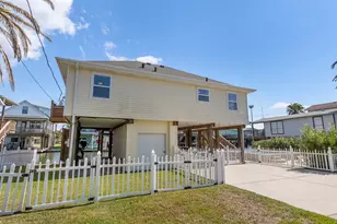 16715 Montego Way, Jamaica Beach, TX 77554 - Photo 3