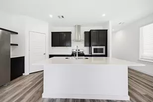 12331 Basilwood Dr, Houston, TX 77047 - Photo 3
