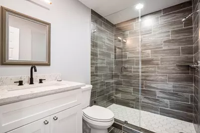 6174 Kenilwood Drive, Houston, TX 77033 - Photo 9