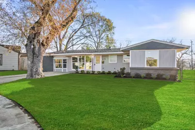 6174 Kenilwood Drive, Houston, TX 77033 - Photo 1