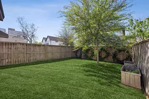 2415 Chapman St, Houston, TX 77009 - Photo 3