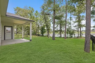 469 Shoreview Dr, Conroe, TX 77303 - Photo 1