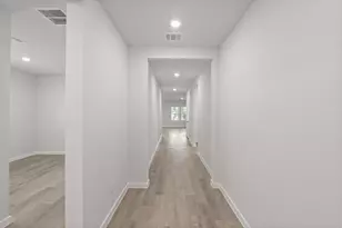 469 Shoreview Dr, Conroe, TX 77303 - Photo 15