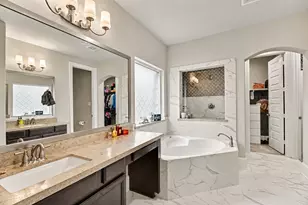 729 Angelina St, Webster, TX 77598 - Photo 17