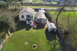 7018 N Martin Luther King Ave, Hitchcock, TX 77563 - Photo 27