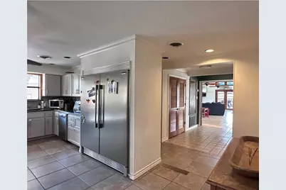 404 Glen Oaks, Cuero, TX 77954 - Photo 13