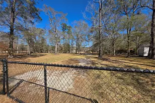 8708 W Fox Rd, Orange, TX 77632 - Photo 21