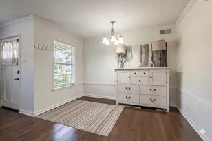 2808 Magnolia Dr, La Marque, TX 77568 - Photo 9