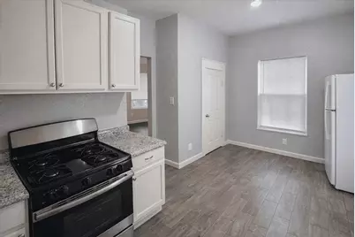 511 W Cleveland St #2, Alvin, TX 77511 - Photo 1