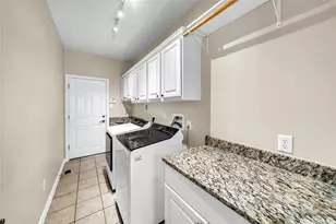 8911 Bluehaw Meadow Ln, Katy, TX 77494 - Photo 27