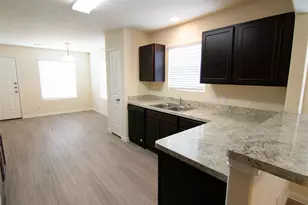 965 Misty Run Ct, La Marque, TX 77568 - Photo 3