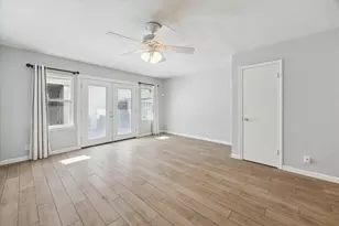 12732 Huntingwick Dr, Houston, TX 77024 - Photo 5