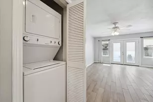 12732 Huntingwick Dr, Houston, TX 77024 - Photo 15