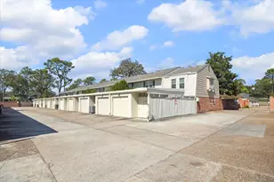 12732 Huntingwick Dr, Houston, TX 77024 - Photo 21